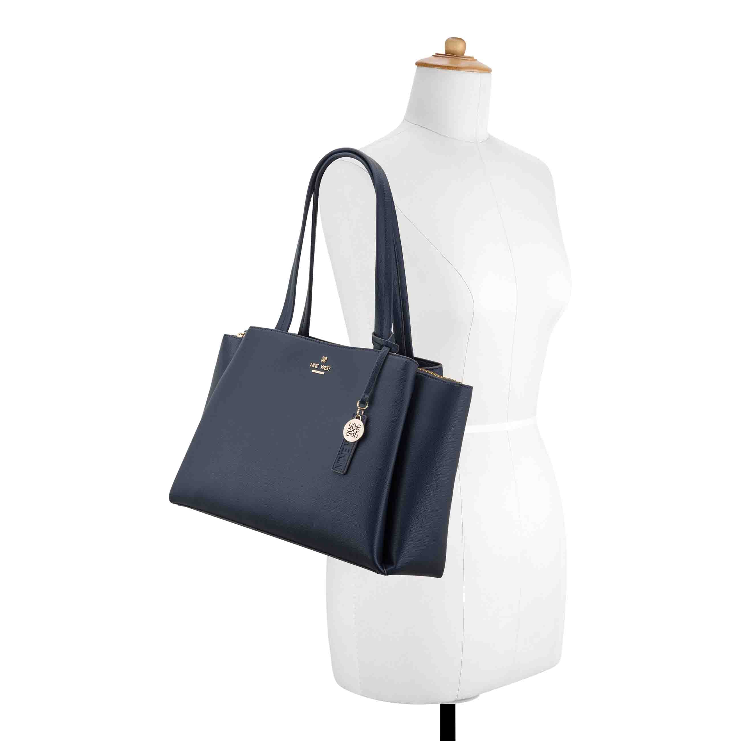 Luela Tech Laptop Tote - Image 5