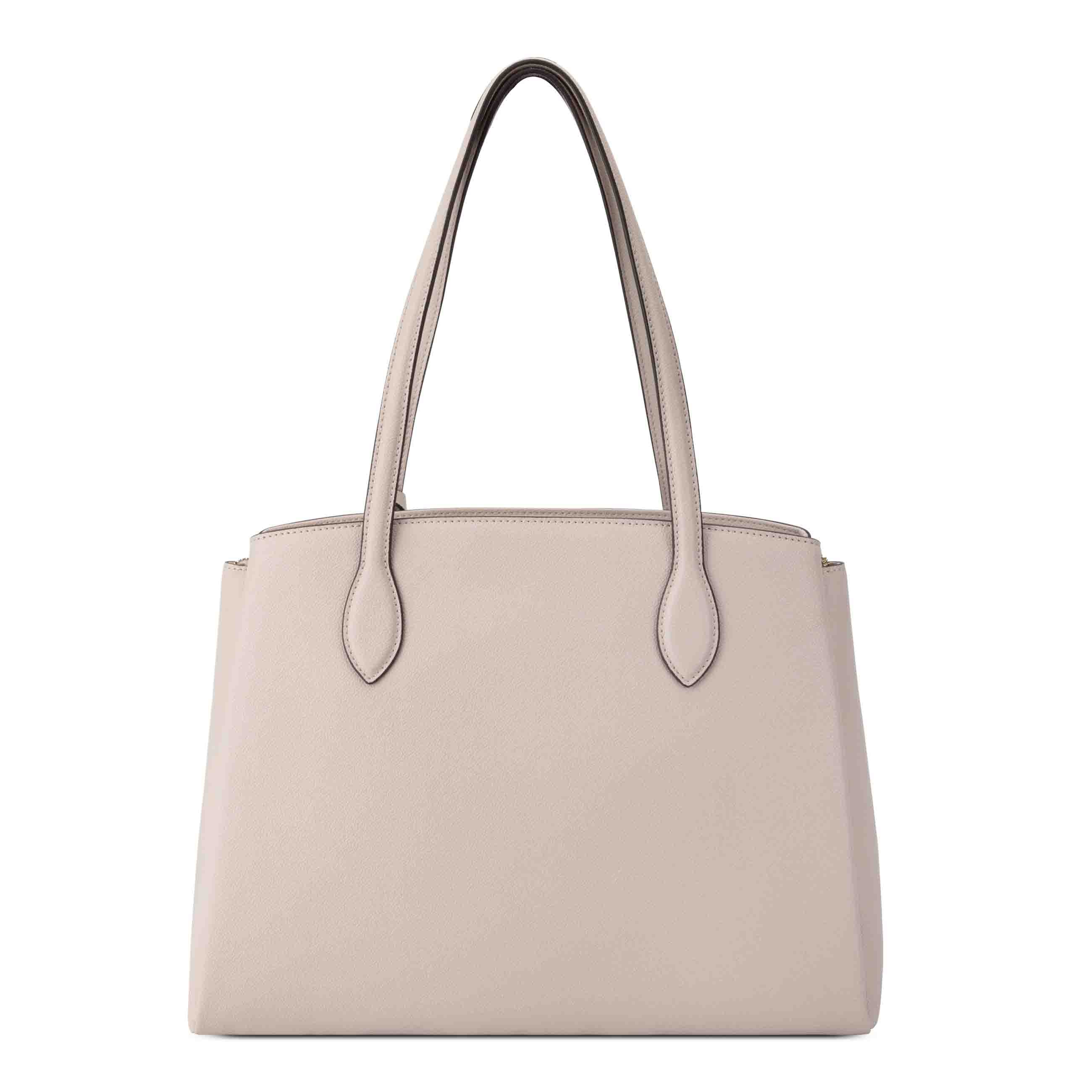Mary Carryall - Image 3